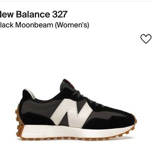 NWOT - New Balance 327’s Black Moonbeam, size 9.5